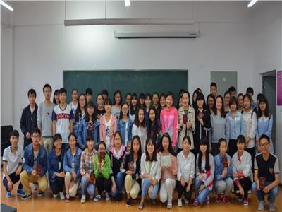 ����ѧԺ�����ڶ����Ƿ�ͨ������ѵԲ������